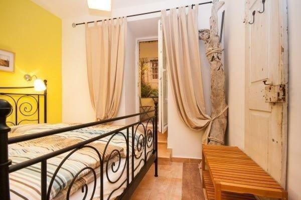 Apartments Mediteranea Baska  Ngoại thất bức ảnh