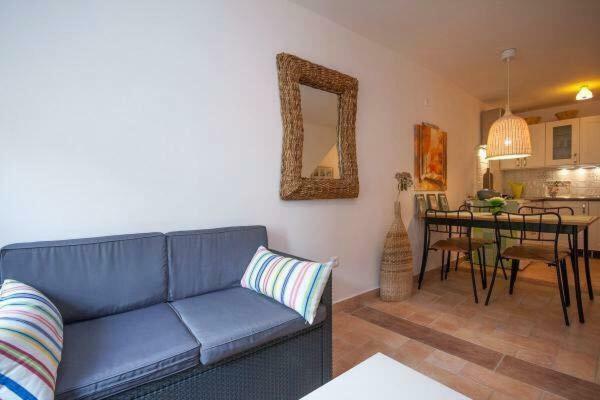 Apartments Mediteranea Baska  Ngoại thất bức ảnh